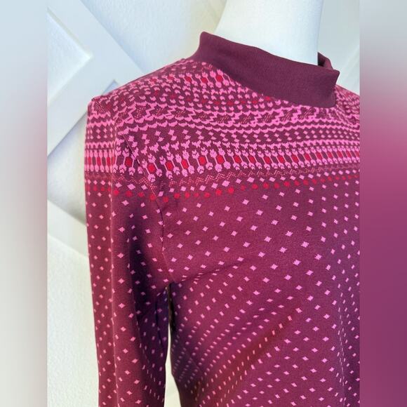 Fabletics Holly Seamless Cropped Long Sleeve Fair Isle Top Size XL - Picture 5 of 10